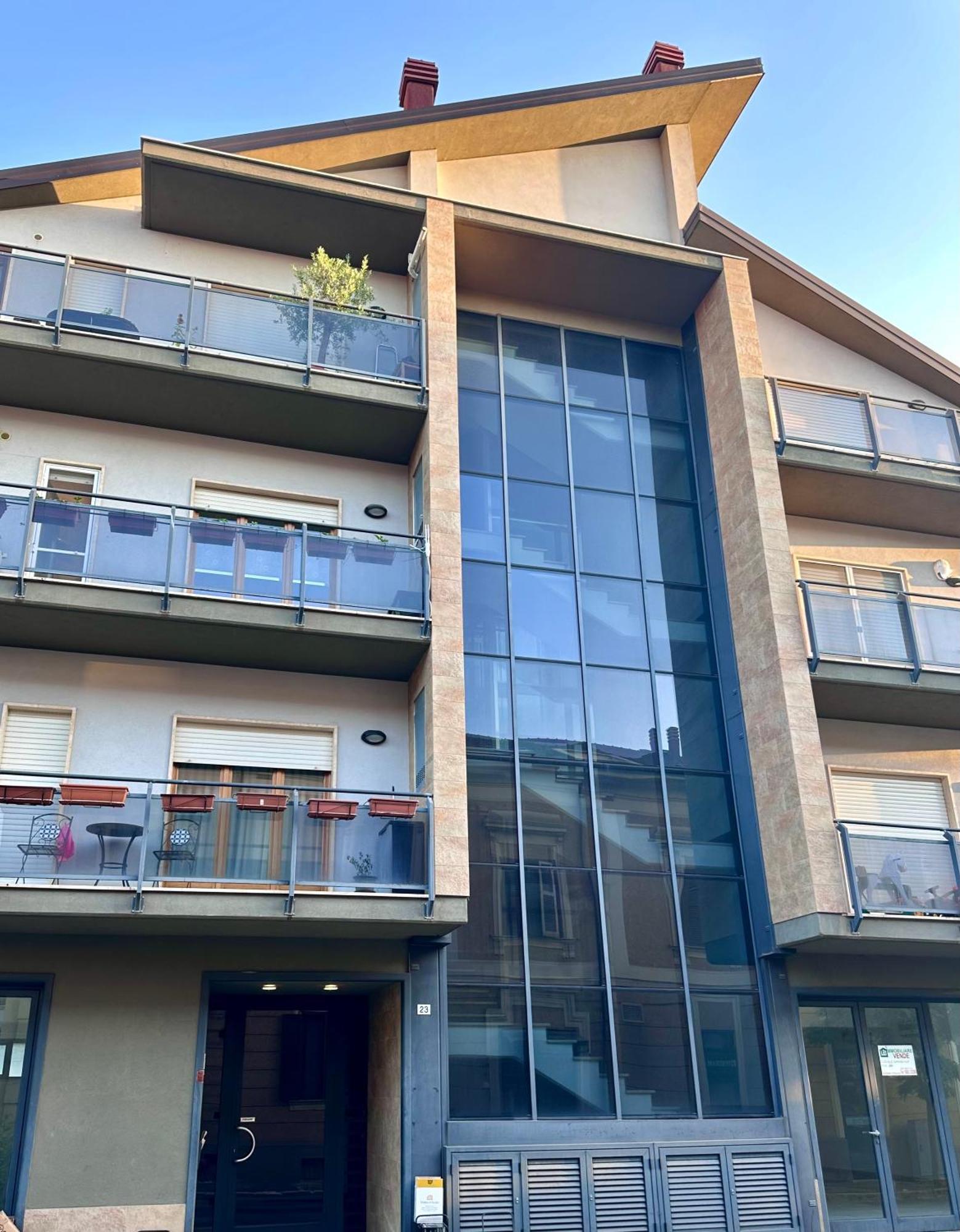 M Boutique Suite Avezzano Luaran gambar